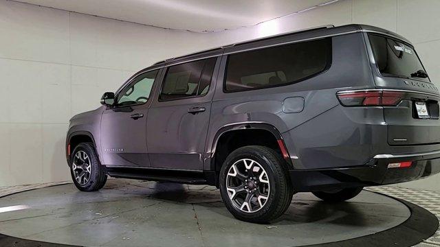 2023 Jeep Wagoneer L Vehicle Photo in Plainfield, IL 60586