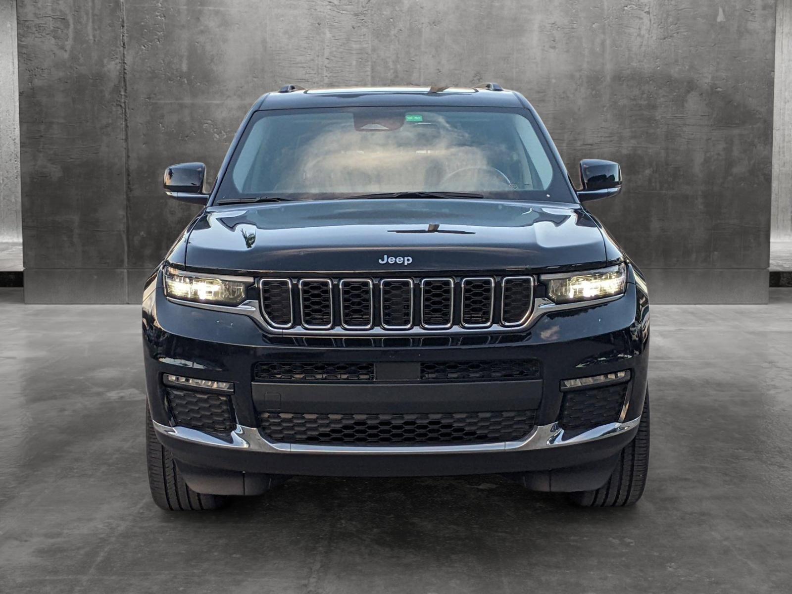 2021 Jeep Grand Cherokee L Vehicle Photo in PEMBROKE PINES, FL 33024-6534