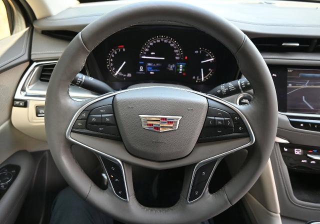 2017 Cadillac XT5 Vehicle Photo in NORWOOD, MA 02062-5222