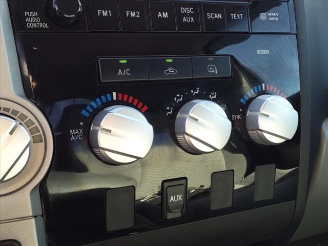 2007 Toyota Tundra Vehicle Photo in Peoria, IL 61615