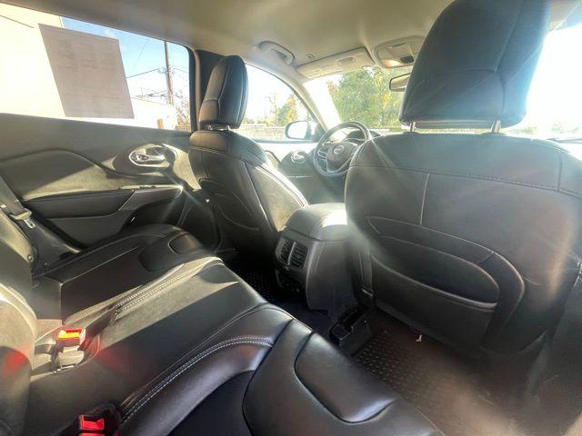 2019 Jeep Cherokee Vehicle Photo in Salt Lake City, UT 84115-2787