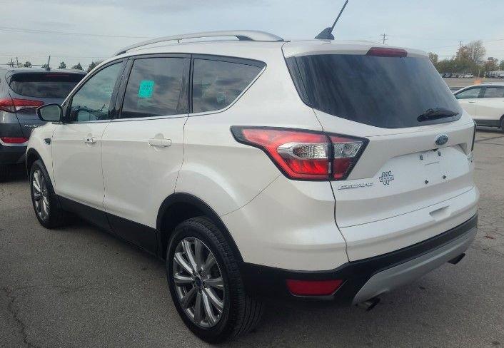 2018 Ford Escape Vehicle Photo in Cedar Rapids, IA 52402