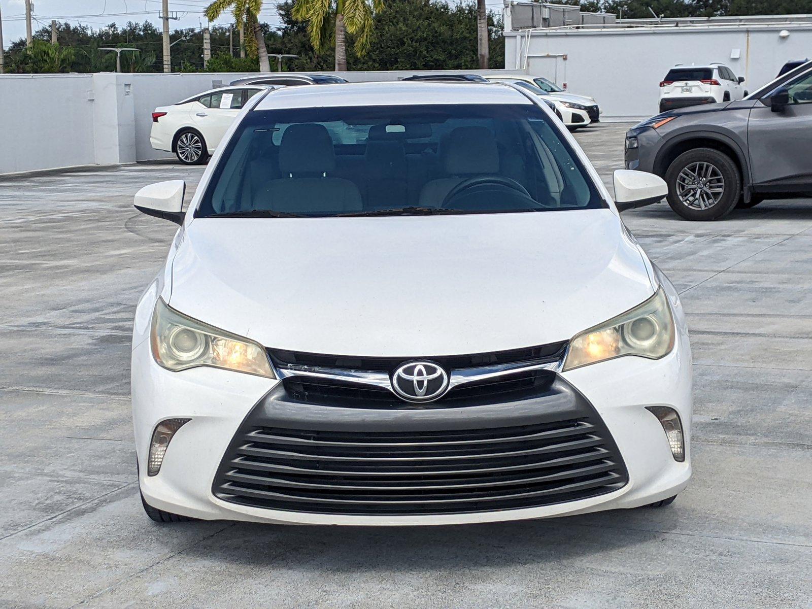 2015 Toyota Camry Vehicle Photo in Pembroke Pines , FL 33084