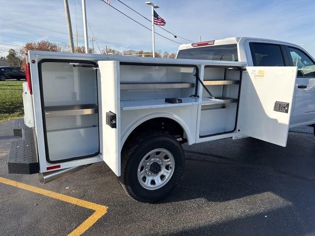 2024 GMC Sierra 3500 HD Vehicle Photo in MEDINA, OH 44256-9631