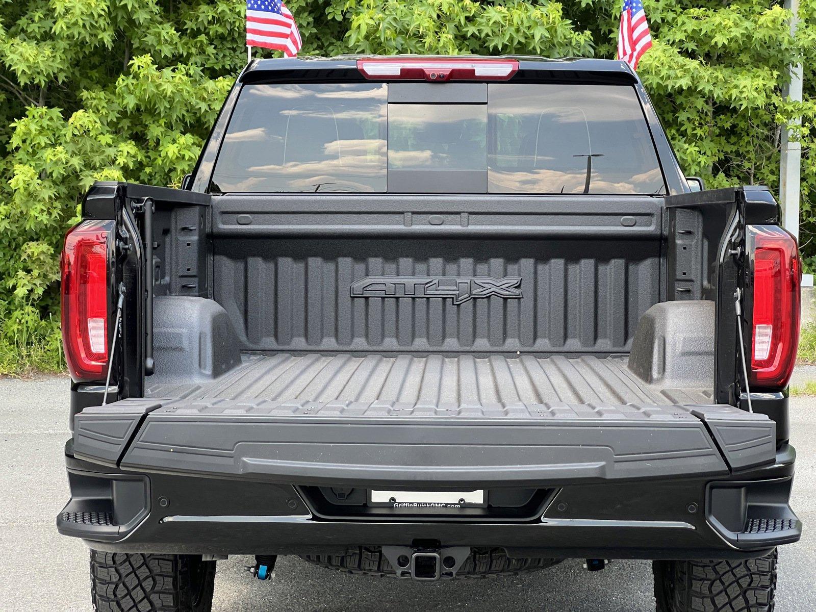 2024 GMC Sierra 1500 Vehicle Photo in MONROE, NC 28110-8431