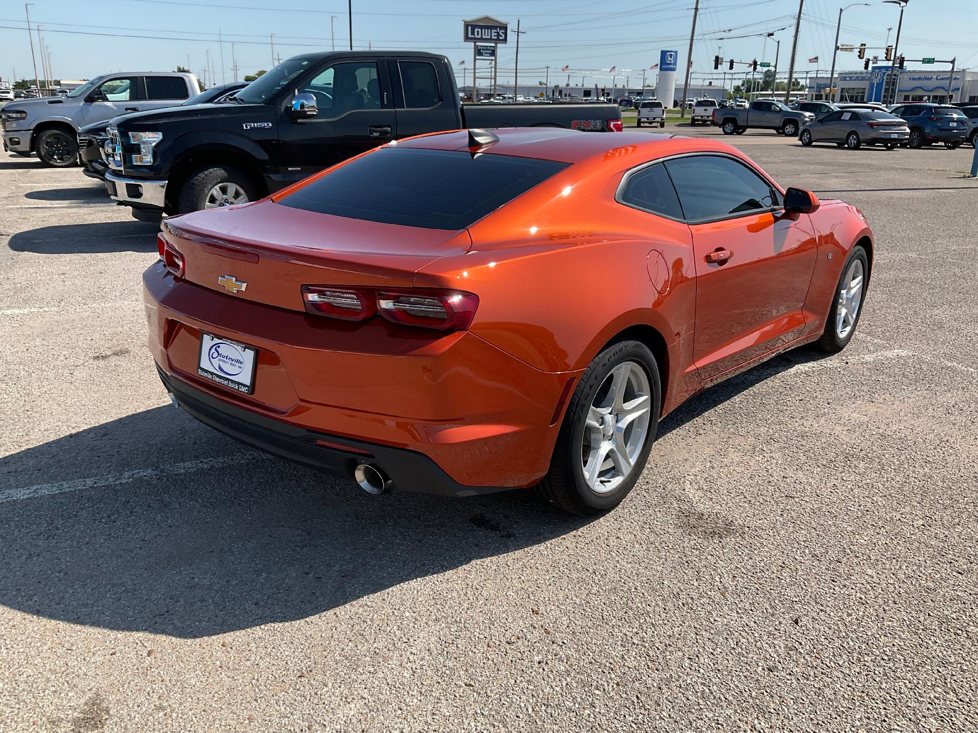 2024 Chevrolet Camaro Vehicle Photo in PONCA CITY, OK 74601-1036