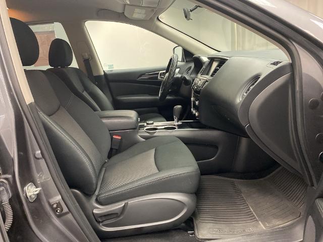 2020 Nissan Pathfinder Vehicle Photo in ASHLAND, KY 41101-7620