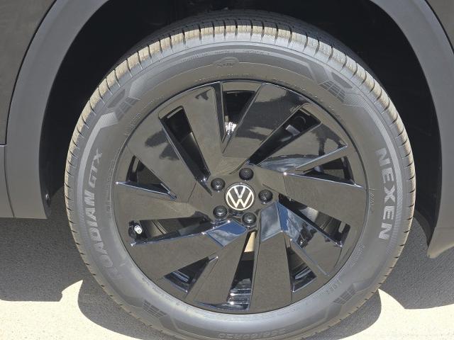 2024 Volkswagen Atlas Vehicle Photo in WEATHERFORD, TX 76087