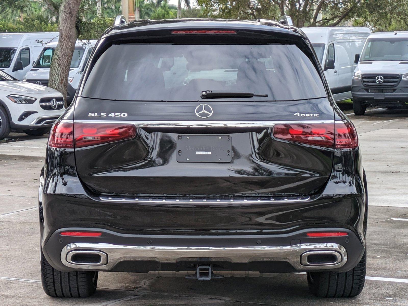 2024 Mercedes-Benz GLS Vehicle Photo in Coconut Creek, FL 33073