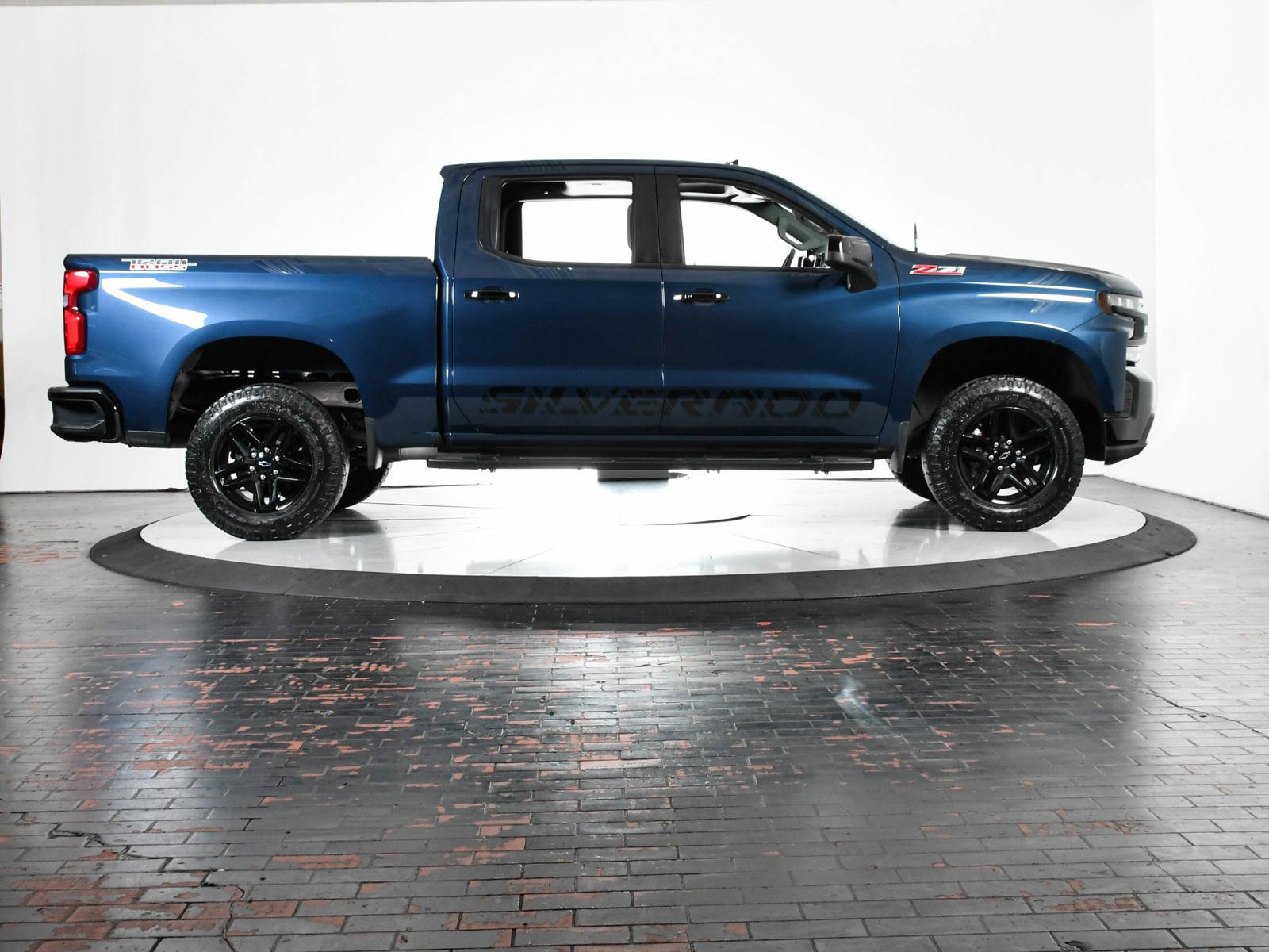 2021 Chevrolet Silverado 1500 Vehicle Photo in DALLAS, TX 75235