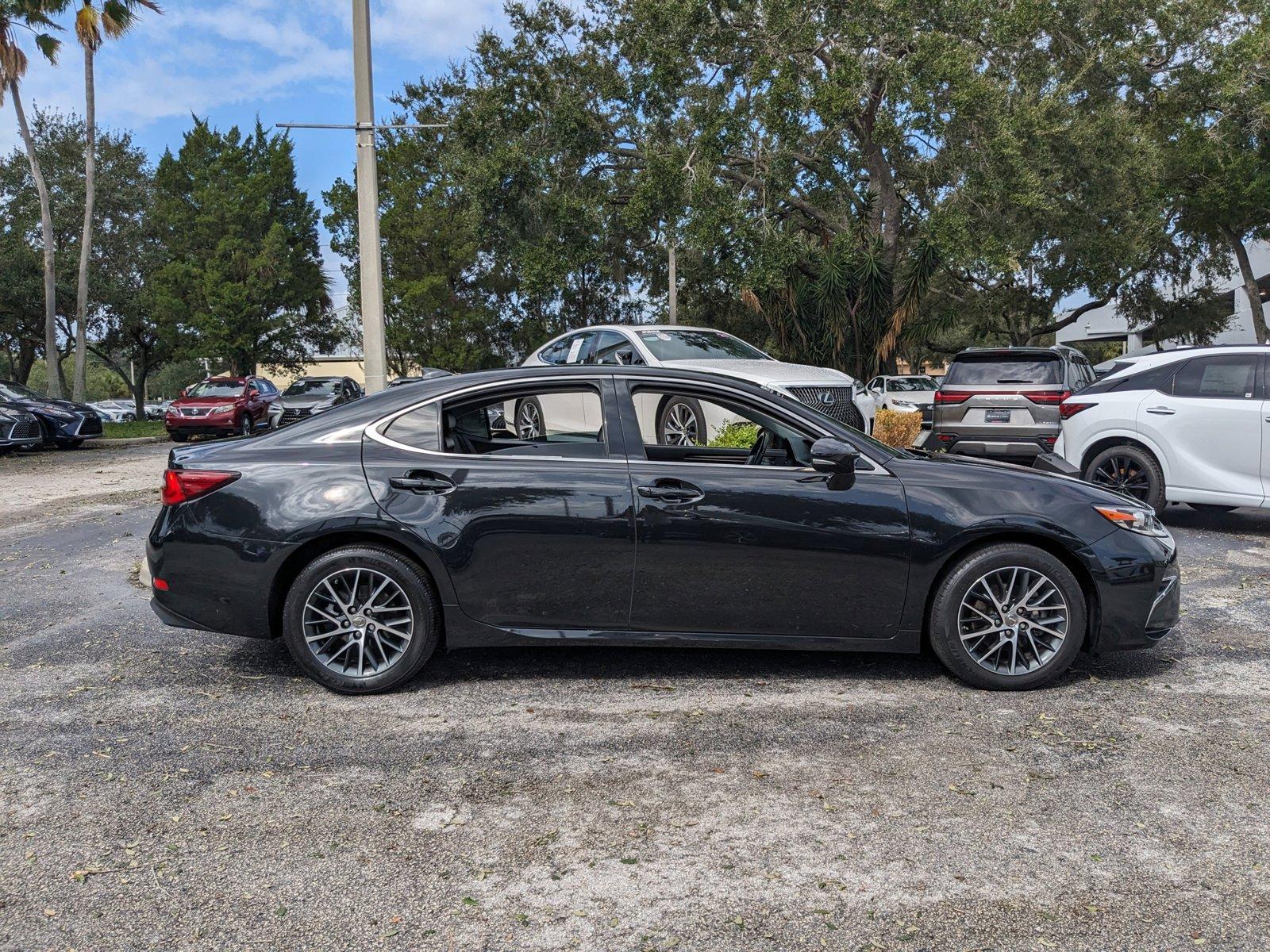 2017 Lexus ES 350 Vehicle Photo in Tampa, FL 33614