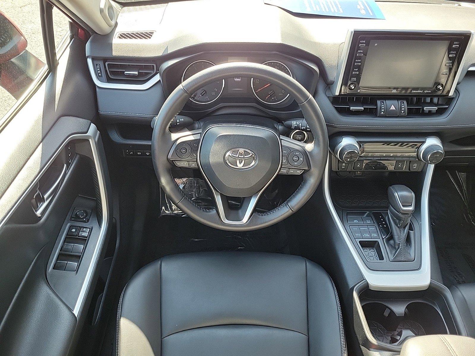 2021 Toyota RAV4 Vehicle Photo in Plainfield, IL 60586