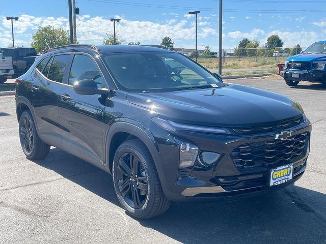 2025 Chevrolet Trax Vehicle Photo in GREELEY, CO 80634-4125