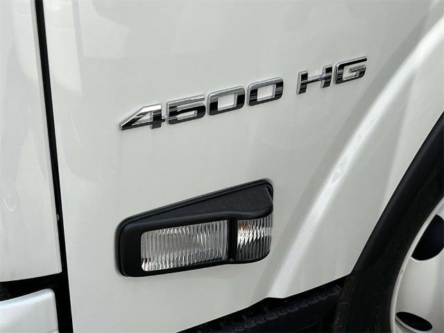 2024 Chevrolet Low Cab Forward 4500 Vehicle Photo in ALCOA, TN 37701-3235