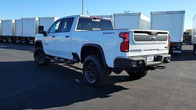 2025 Chevrolet Silverado 2500 HD Vehicle Photo in JOLIET, IL 60435-8135