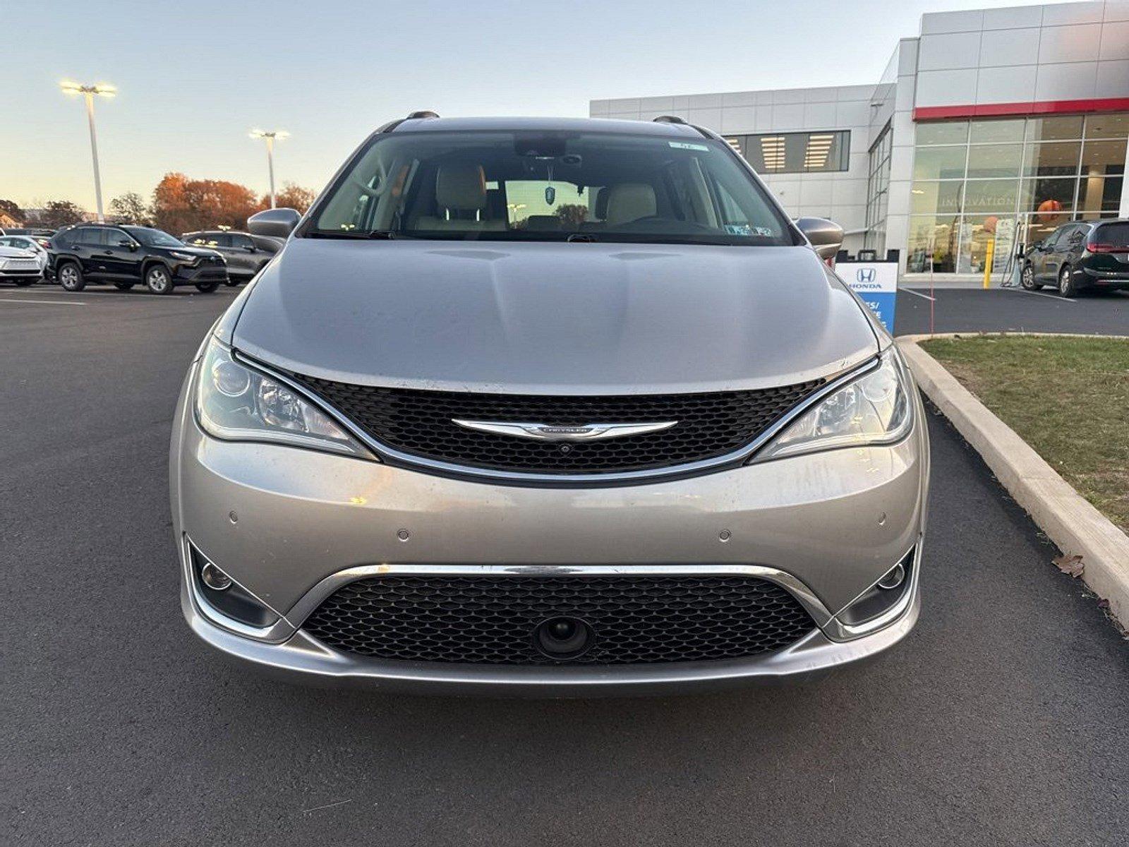 2017 Chrysler Pacifica Vehicle Photo in Harrisburg, PA 17111