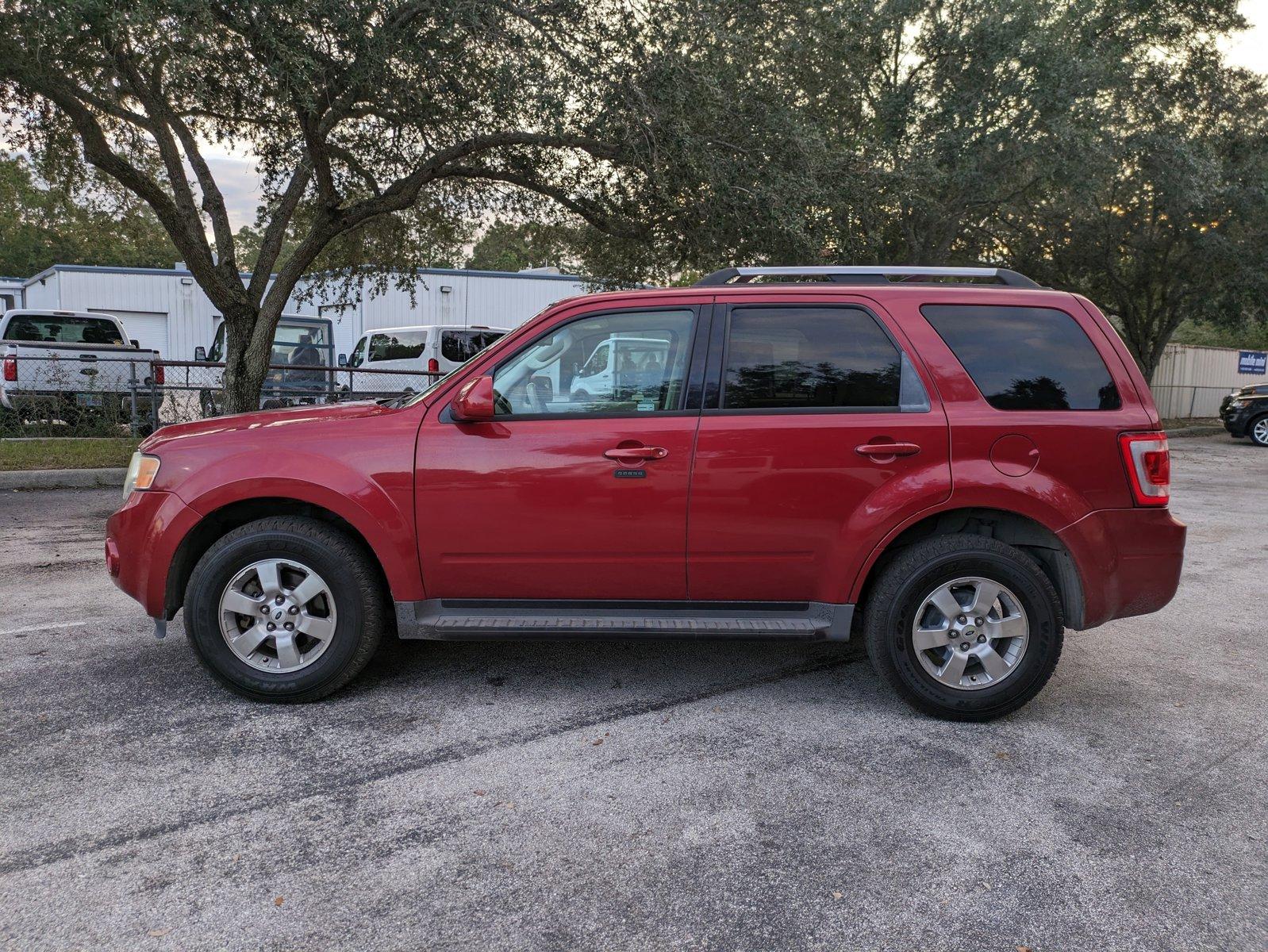 2011 Ford Escape Vehicle Photo in Jacksonville, FL 32244