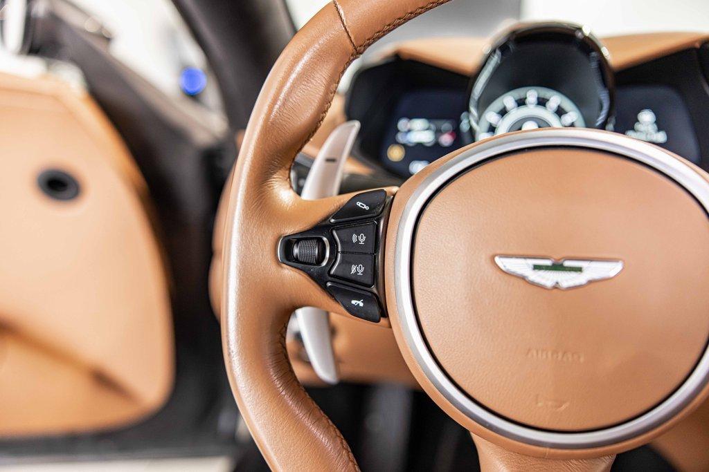 2019 Aston Martin Vantage Vehicle Photo in Saint Charles, IL 60174