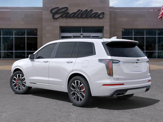 2025 Cadillac XT6 Vehicle Photo in KANSAS CITY, MO 64114-4545