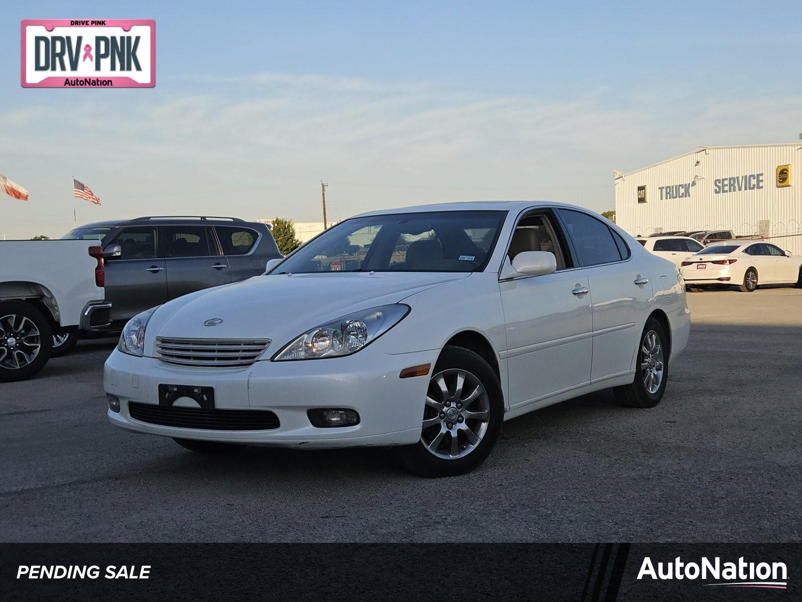 2004 Lexus ES 330 Vehicle Photo in NORTH RICHLAND HILLS, TX 76180-7199