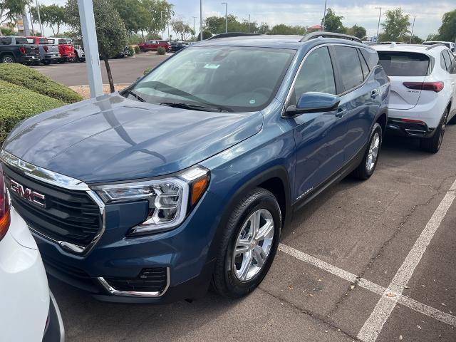 2024 GMC Terrain Vehicle Photo in GOODYEAR, AZ 85338-1310