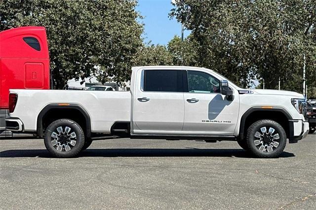 2025 GMC Sierra 3500HD Vehicle Photo in ELK GROVE, CA 95757-8703