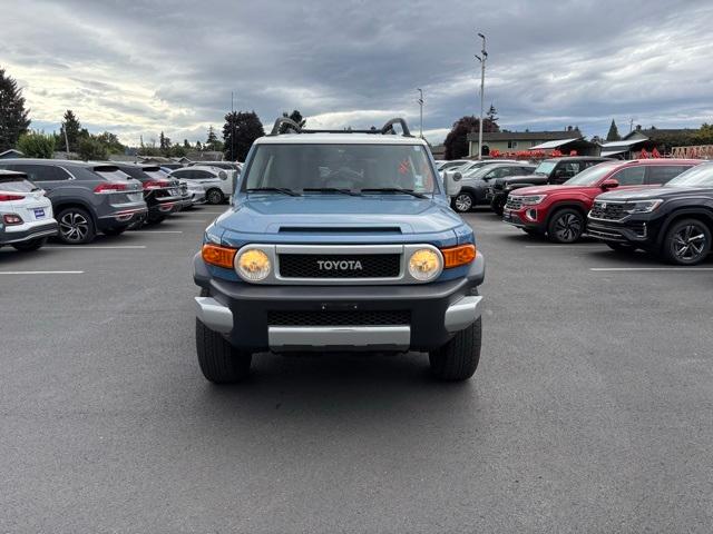 2012 Toyota FJ Cruiser Vehicle Photo in Puyallup, WA 98371