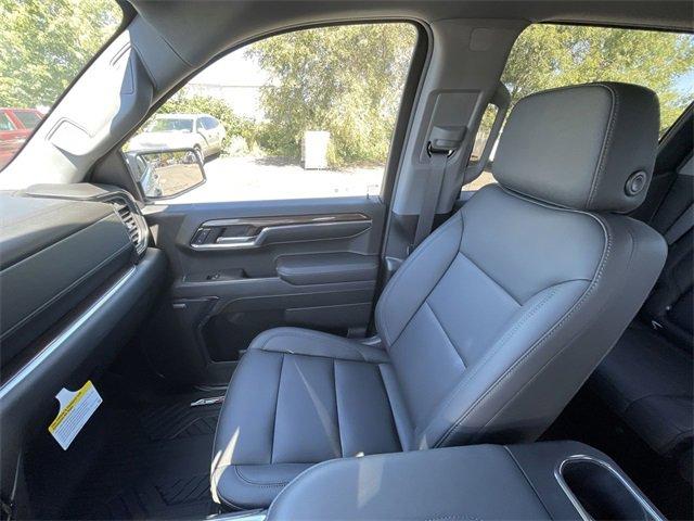 2024 Chevrolet Silverado 1500 Vehicle Photo in BEND, OR 97701-5133