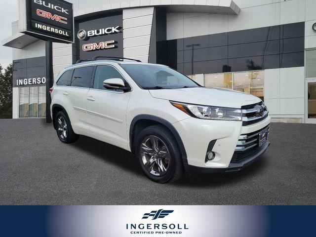 2017 Toyota Highlander Vehicle Photo in WATERTOWN, CT 06795-3318