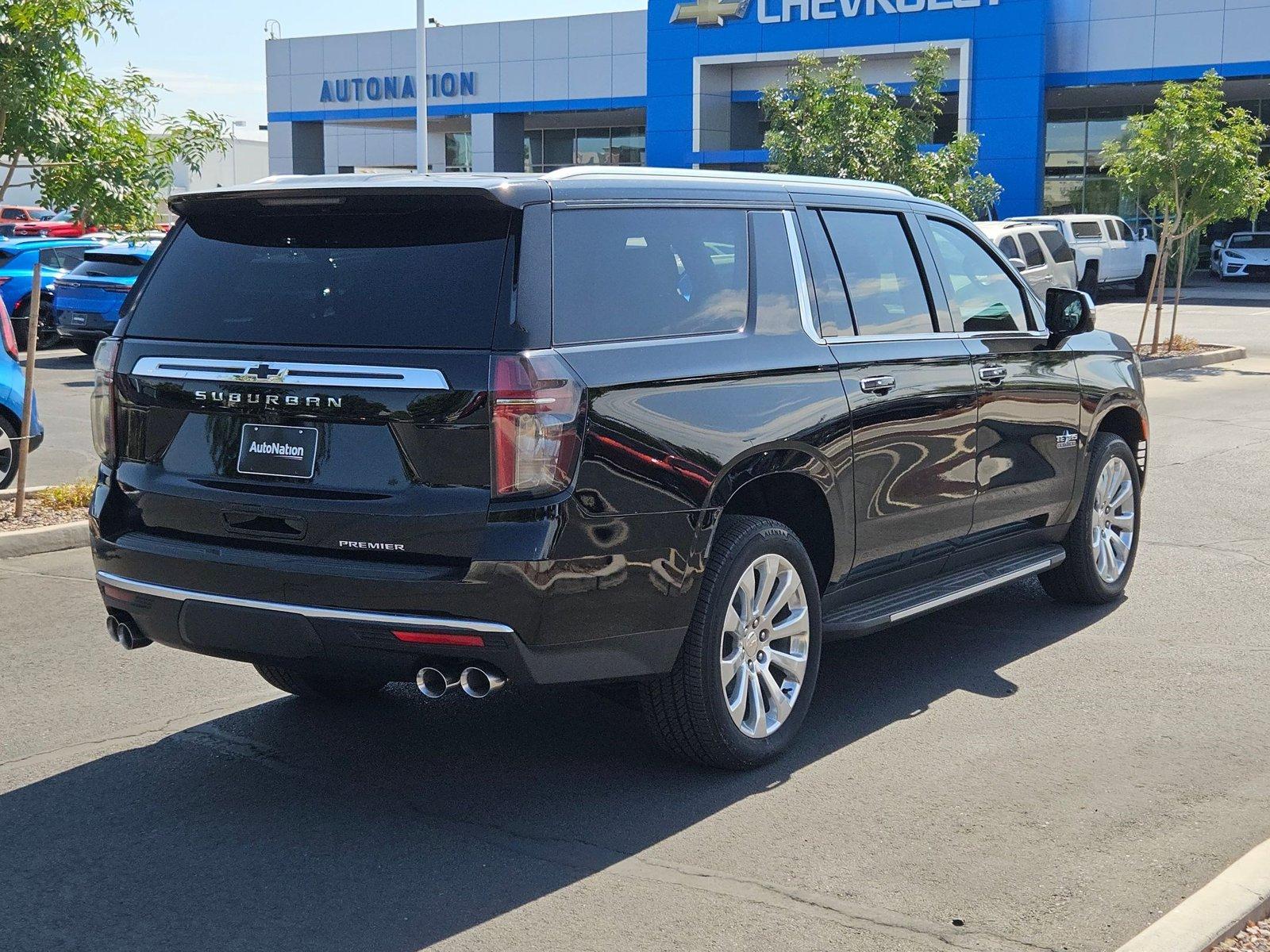 2024 Chevrolet Suburban Vehicle Photo in GILBERT, AZ 85297-0446