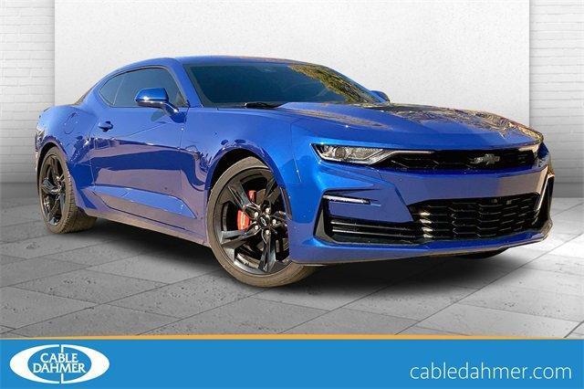 2020 Chevrolet Camaro Vehicle Photo in KANSAS CITY, MO 64114-4502