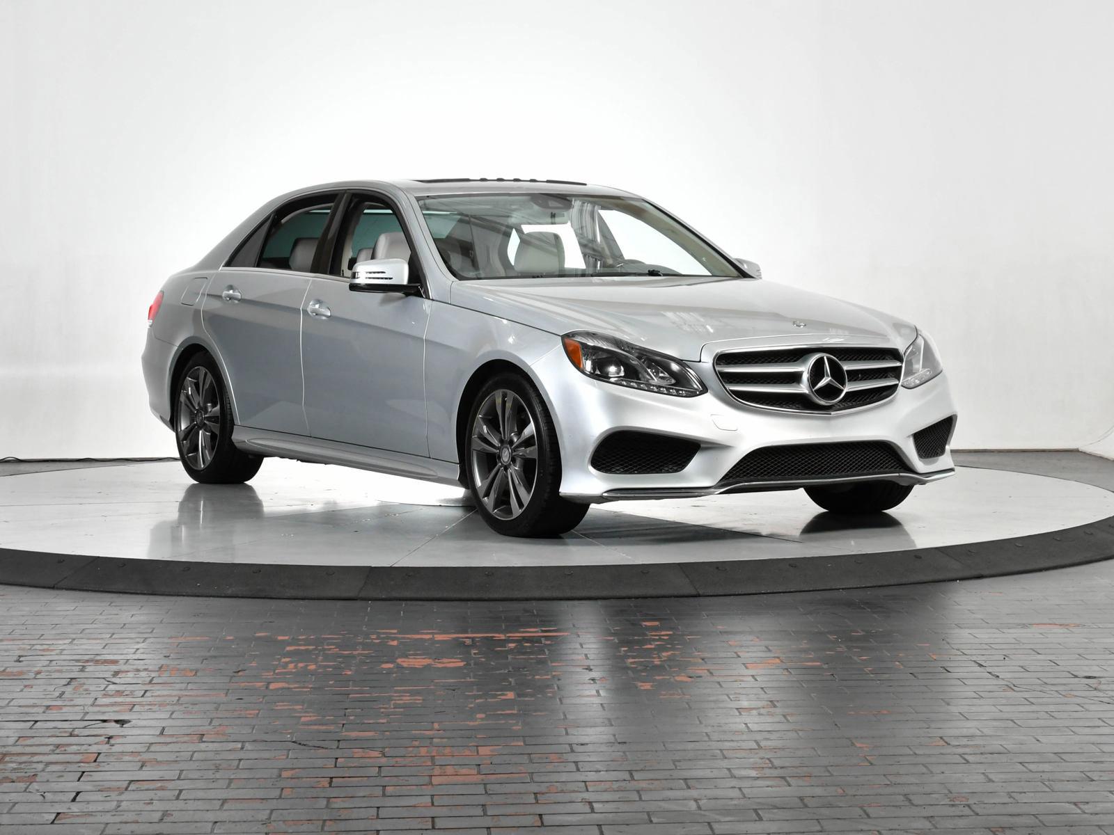 2014 Mercedes-Benz E-Class Vehicle Photo in DALLAS, TX 75235