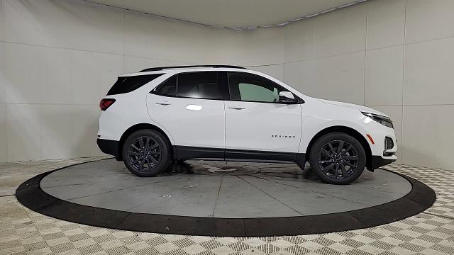 2024 Chevrolet Equinox Vehicle Photo in JOLIET, IL 60435-8135