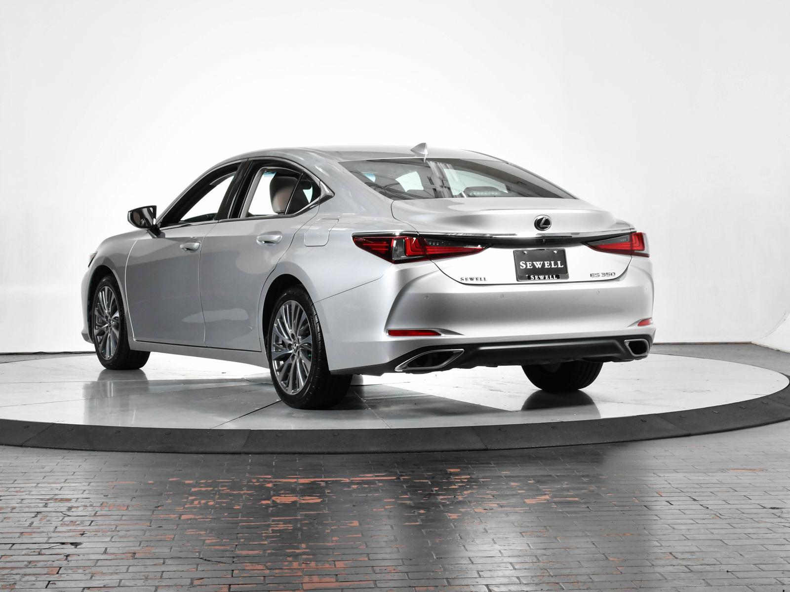 2019 Lexus ES 350 Vehicle Photo in DALLAS, TX 75235