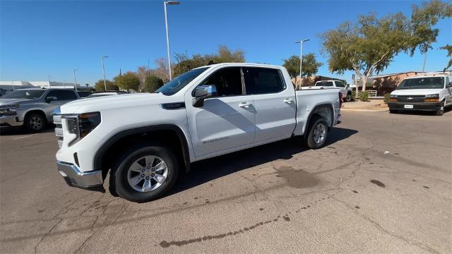 2025 GMC Sierra 1500 Vehicle Photo in GOODYEAR, AZ 85338-1310