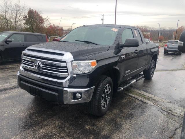 2016 Toyota Tundra 4WD Truck Vehicle Photo in Akron, OH 44312