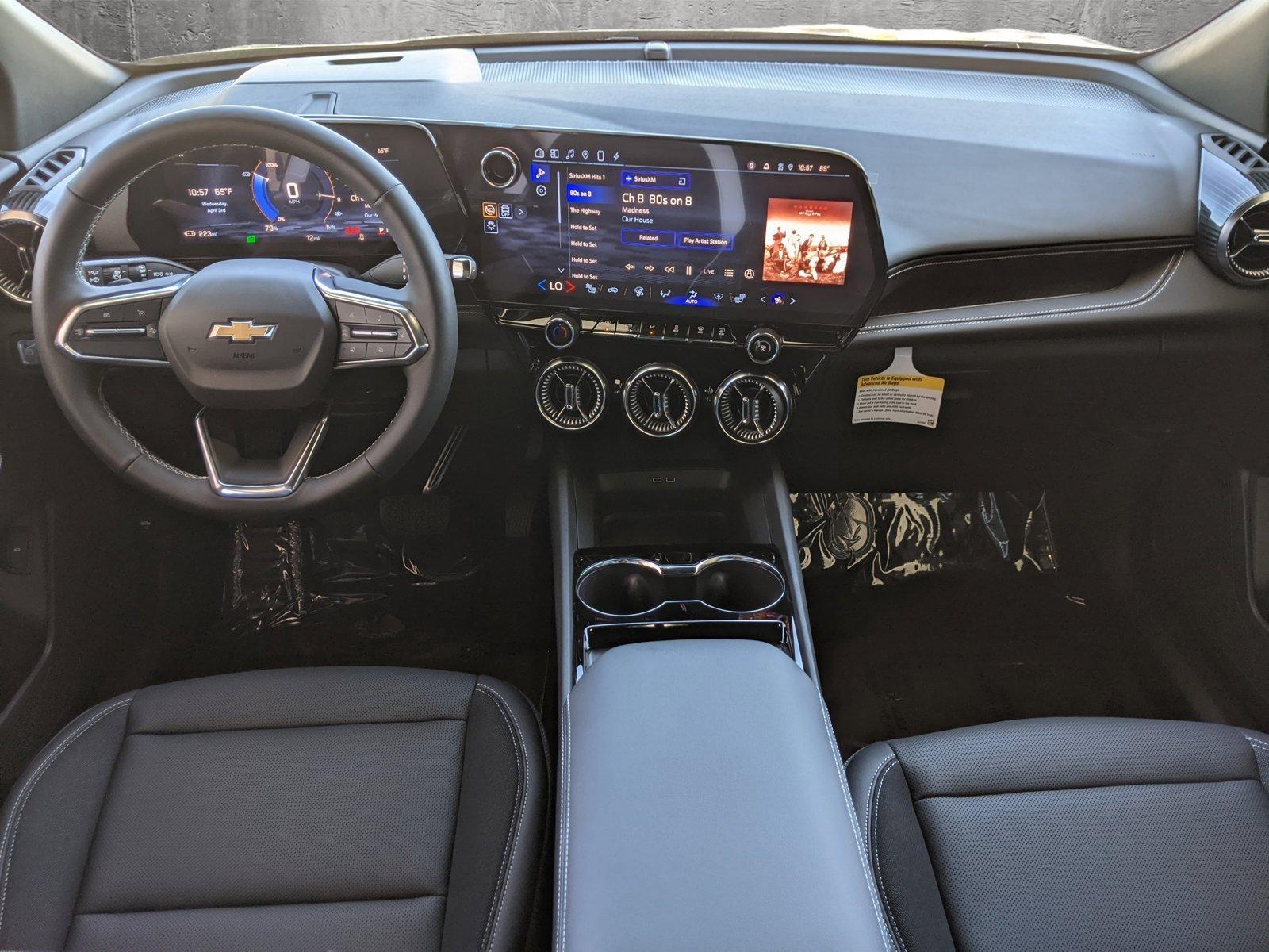 2024 Chevrolet Blazer EV Vehicle Photo in VALENCIA, CA 91355-1705