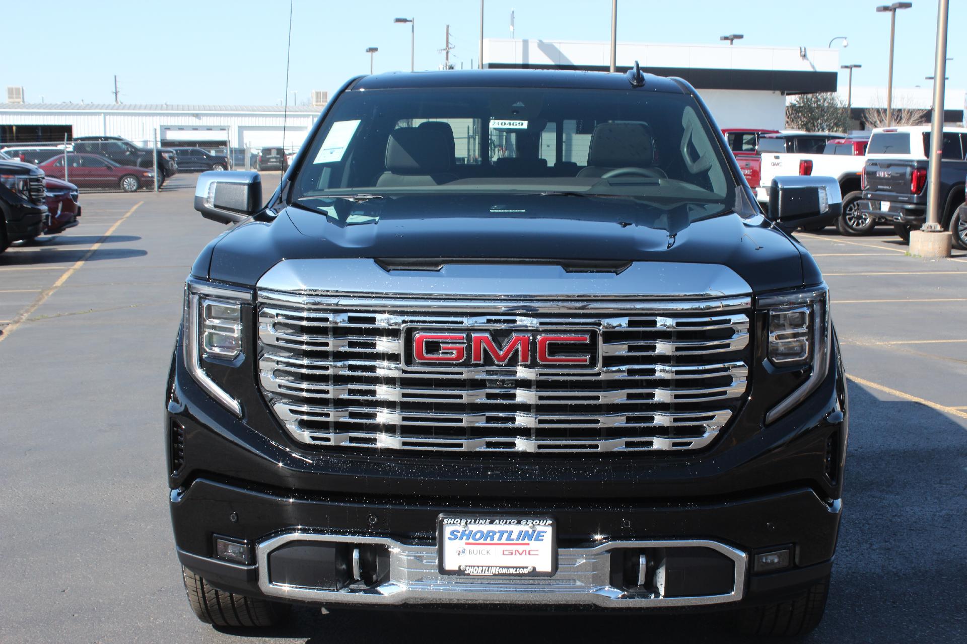 2024 GMC Sierra 1500 Vehicle Photo in AURORA, CO 80012-4011