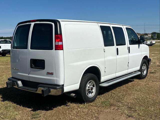 2022 GMC Savana Cargo 2500 Vehicle Photo in DUNN, NC 28334-8900