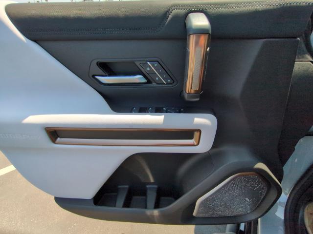 2024 GMC HUMMER EV Pickup Vehicle Photo in ANAHEIM, CA 92806-5612