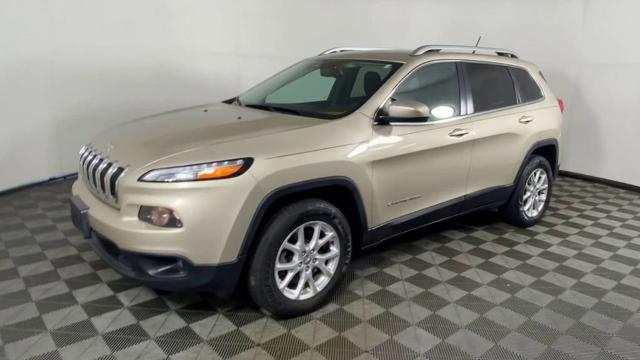 2015 Jeep Cherokee Vehicle Photo in ALLIANCE, OH 44601-4622