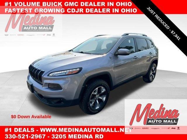 2015 Jeep Cherokee Vehicle Photo in MEDINA, OH 44256-9631