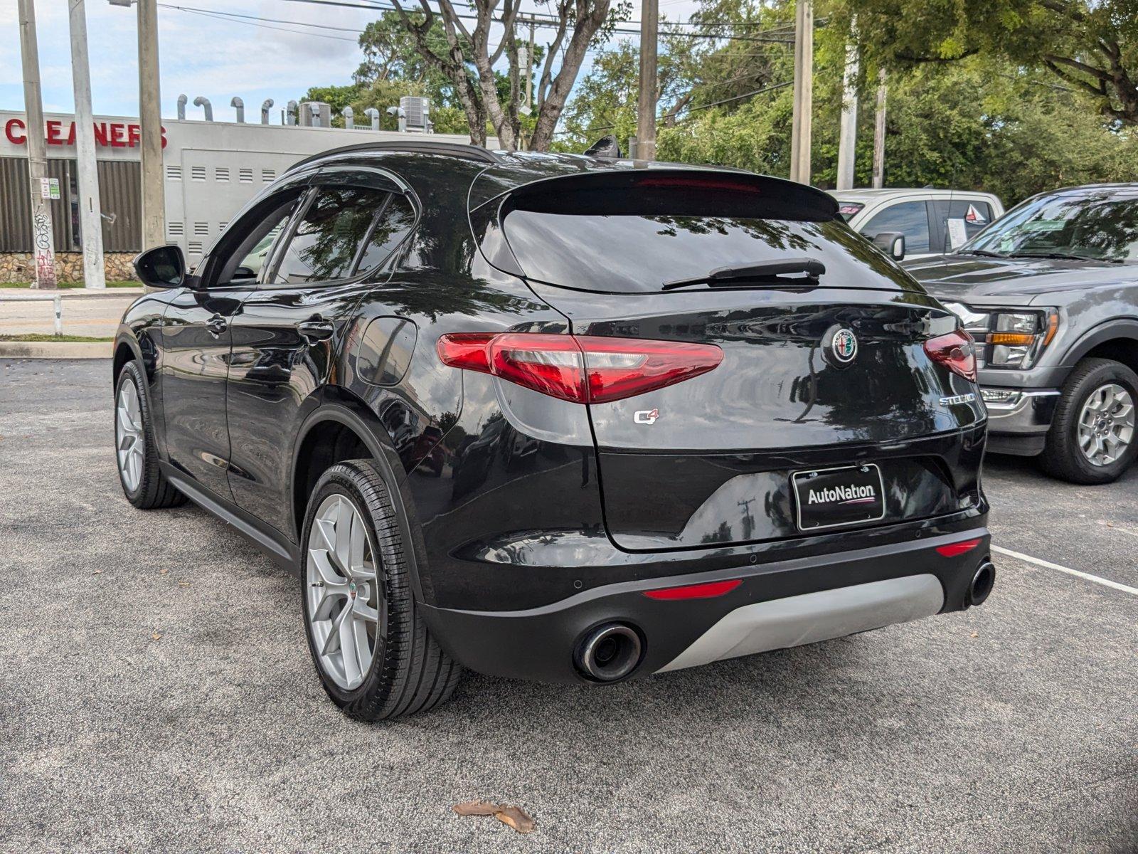 2018 Alfa Romeo Stelvio Vehicle Photo in Miami, FL 33135