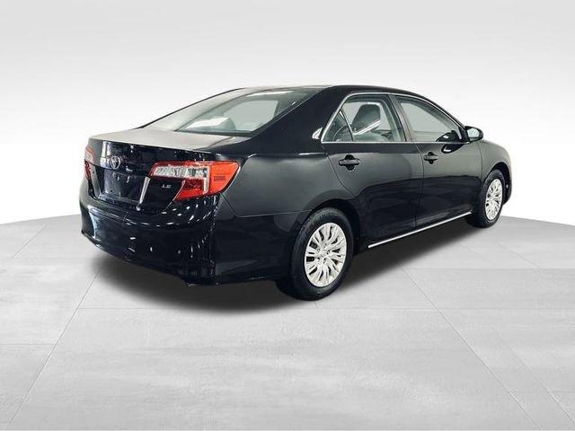 2014 Toyota Camry Vehicle Photo in MEDINA, OH 44256-9631