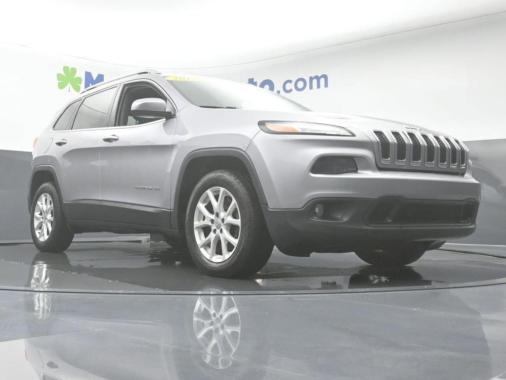 2017 Jeep Cherokee Vehicle Photo in Cedar Rapids, IA 52402