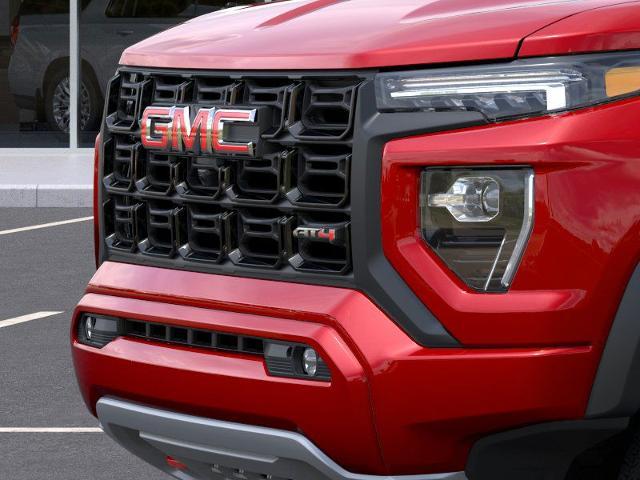 2024 GMC Canyon Vehicle Photo in LEOMINSTER, MA 01453-2952