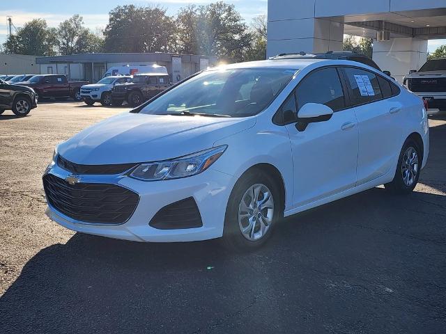 2019 Chevrolet Cruze Vehicle Photo in PARIS, TX 75460-2116