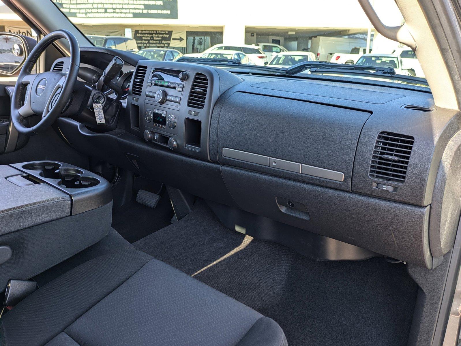 2013 GMC Sierra 1500 Vehicle Photo in Tustin, CA 92782