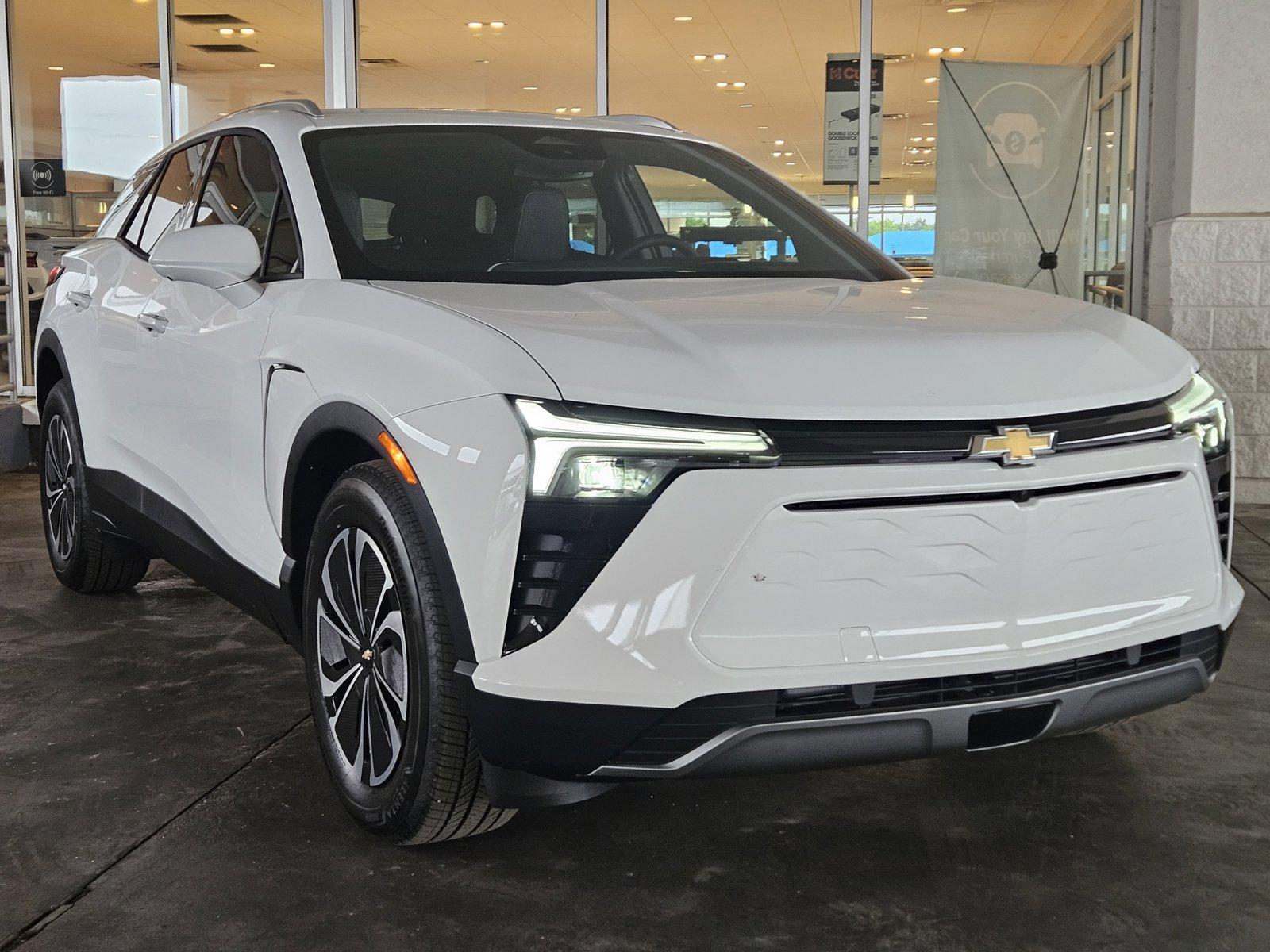 2024 Chevrolet Blazer EV Vehicle Photo in NORTH RICHLAND HILLS, TX 76180-7199