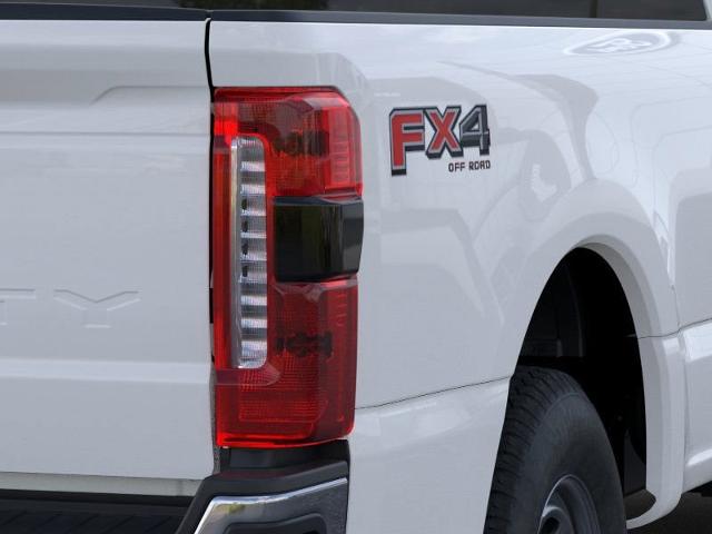 2024 Ford Super Duty F-250 SRW Vehicle Photo in Weatherford, TX 76087-8771